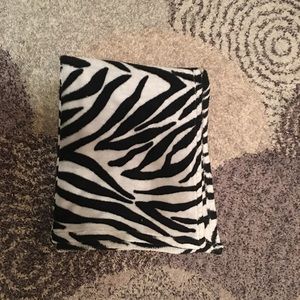 Zebra throw